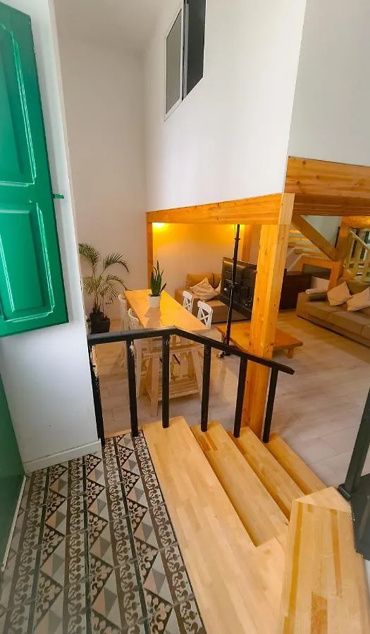 Mezzanine 4 Faro Apartment
