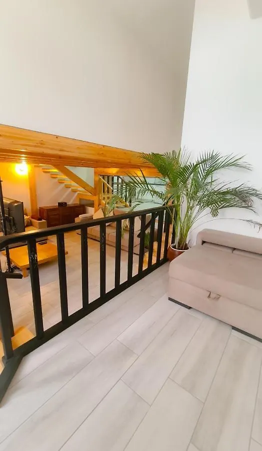 Mezzanine 4 Faro Apartment