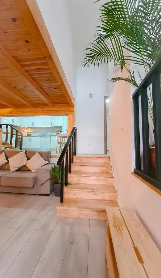 Mezzanine 4 Faro Apartamento